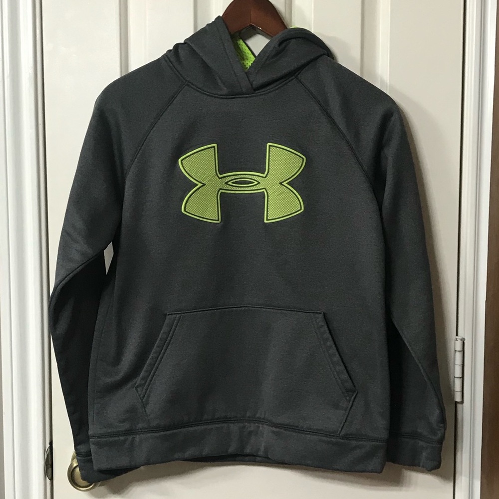 Boys under armour sweatshirt
